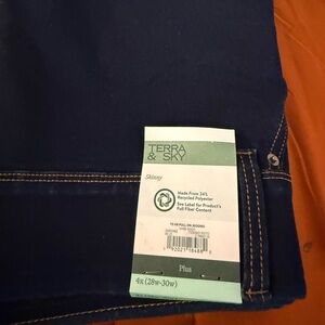 Terra & Sky women’s  Navy Skinny Jeggings